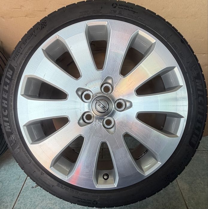 Roti jante OPEL Insigin R19 245/40/19 vara Michelin