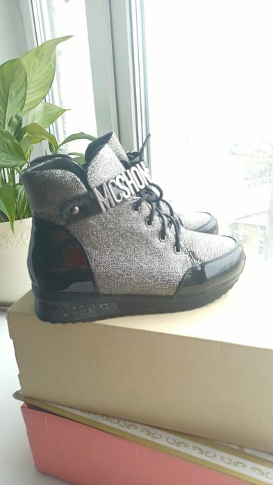 Продам обувь детские