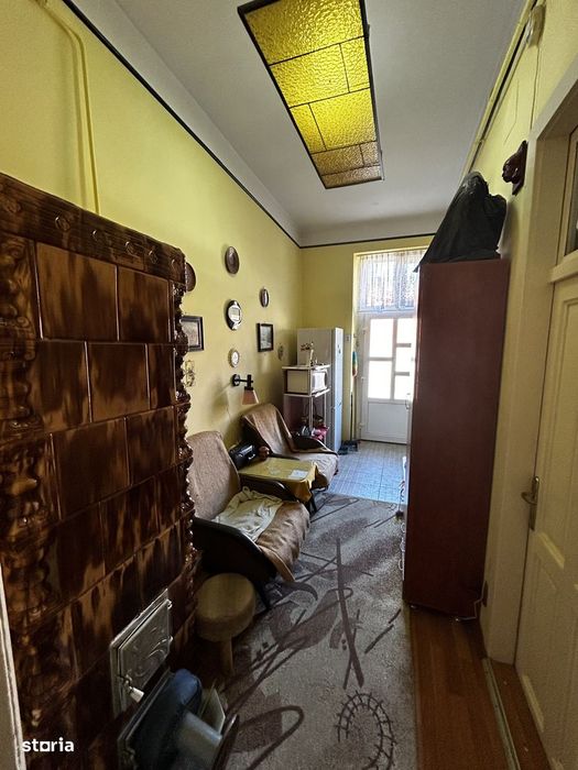De vânzare – Apartament la casă ultracentral în inima orașului Arad — fotografia 2
