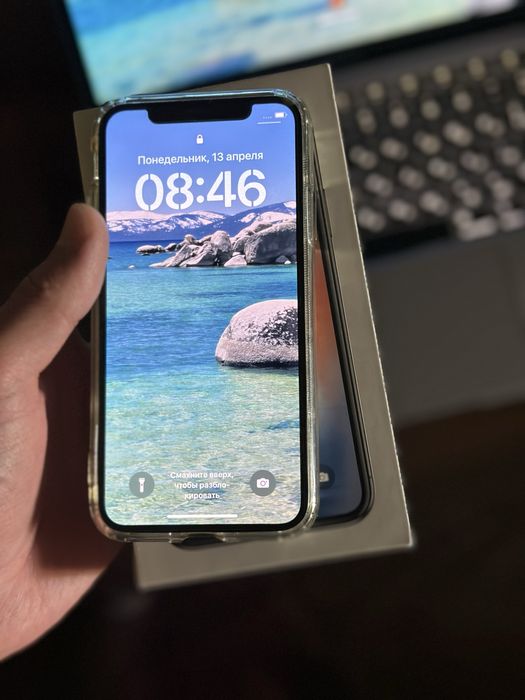 iPhone X 64GB(RU/A)