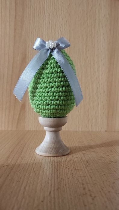 Вязанные к Пасхе яйца, куличи. Брелки