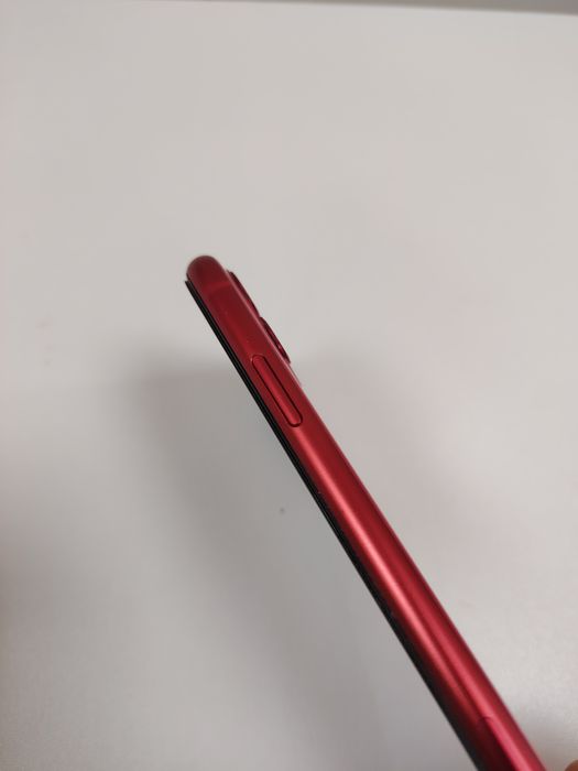 iPhone 11/64 в приоритете продажа, возможен обмен