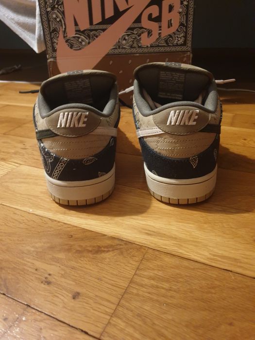 Nike dunke Travis Scott