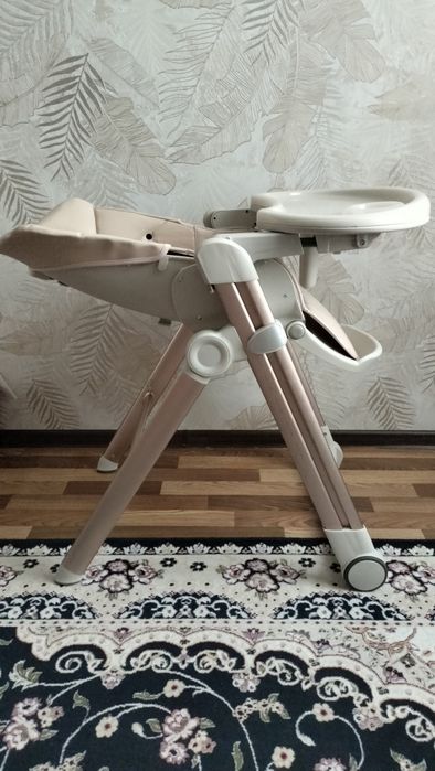 Продам стульчик для кормления