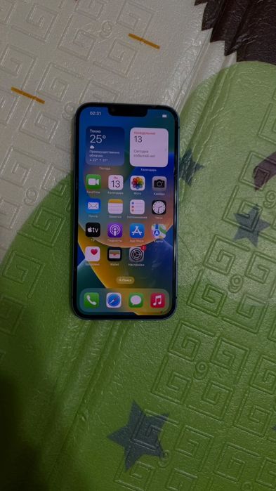 Продам iPhone 13