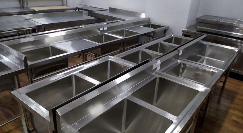 Столы Мойки стеллажи Шымкент Нержавейка кафе ресторанов: 59 900 тг ...
