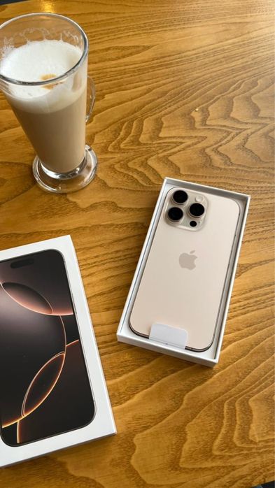 Айфон,16про 256гб