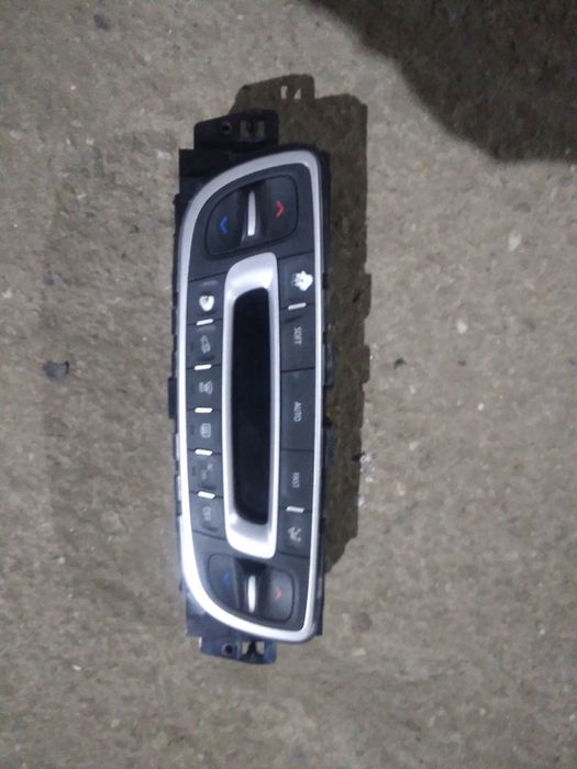 Panou climatronic /clima / AC Renault  Grande Scenic  3