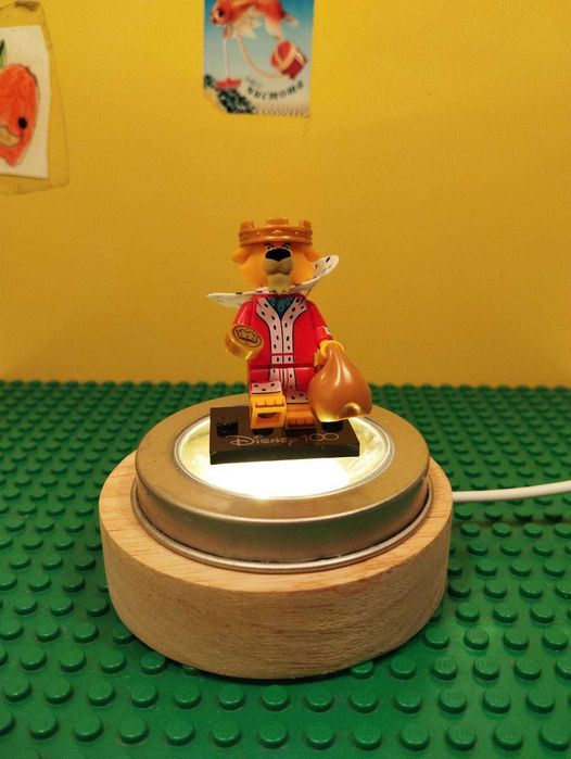 Серия минифигурок, Disney 100