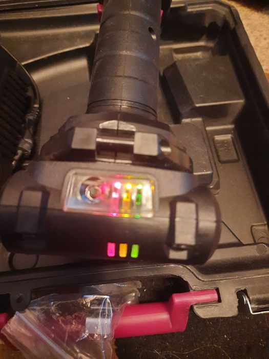 Masina de gaurit si insurubat  cu acumulator 14.4V 1.3Ah Li-Ion Steinhaus Start, PRO-CD144B, 20Nm, 550 RPM, mandrina rapida 10mm