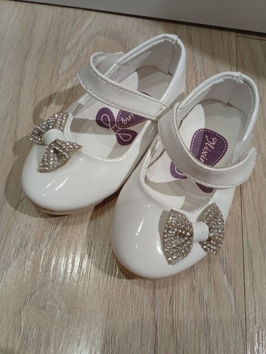 Обувь для девочки!