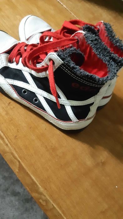 Adidaşi baieti marimea 34