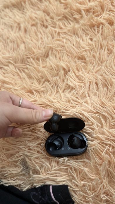 Продам наушники Samsung