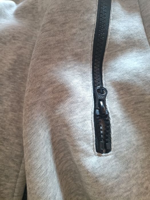 Nike tech fleece спортивная
