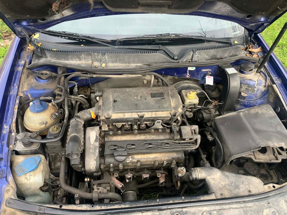 Сеат толедо 1м 2000г