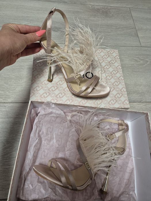 Sandale Liu Jo cu puf