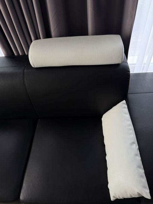 Vând set 3 piese mobilier Divani & Sofa