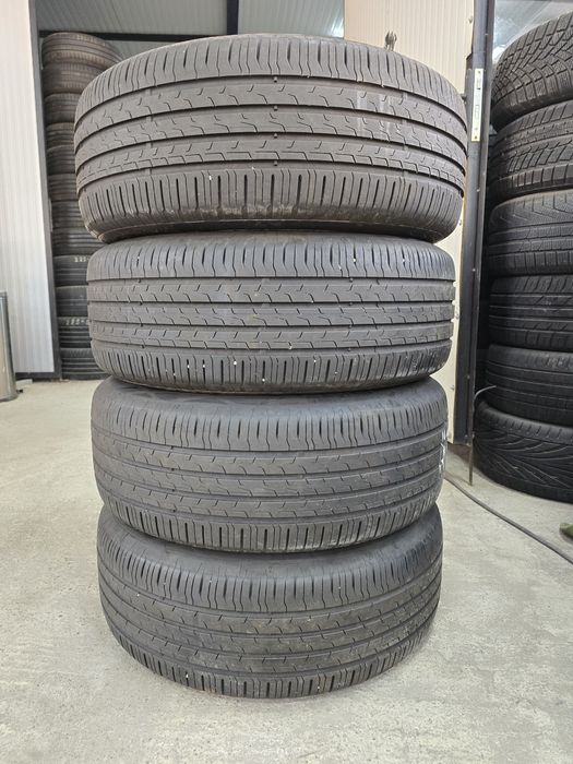 4 Броя 235/55/18 Continental 5,8mm 22dot