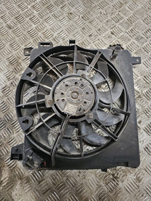 ELECTROVENTILATOR (GMV) OPEL ASTRA H 2005 OEM:24467444/0130303304.