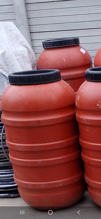 Butoaie plastic 220 litri