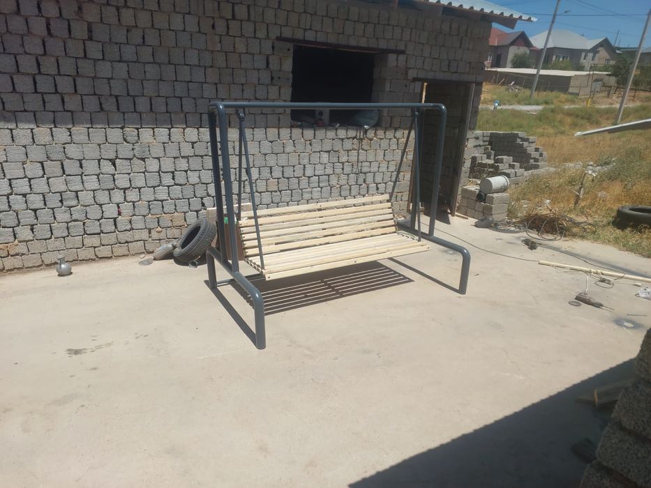 Качеля сатылады.