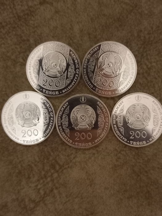 Продам монеты 500т шт