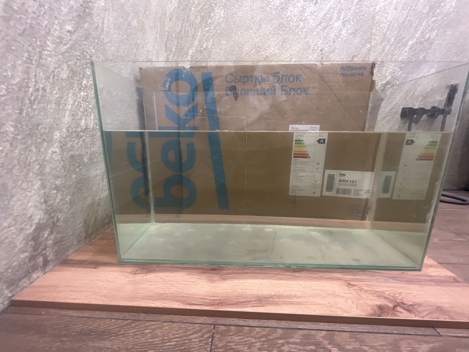 Аквариум для рыбок