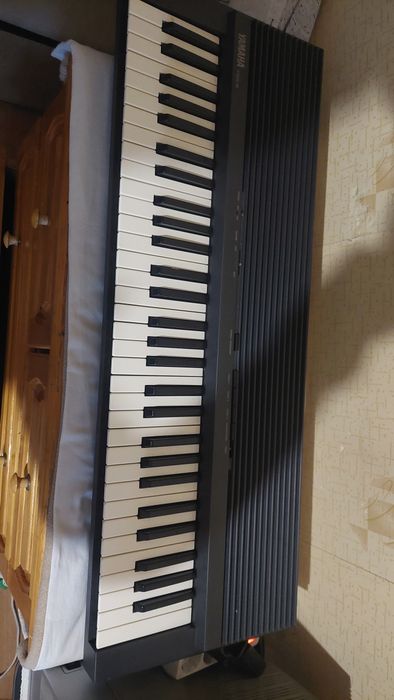 Пиано Yamaha  !  100  евро!