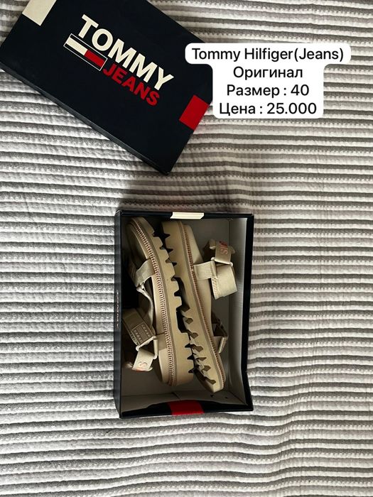 Tommy hillfiger сандали.