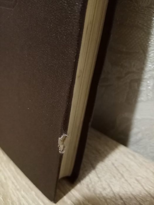 Книга В. И. ЛЕНИН