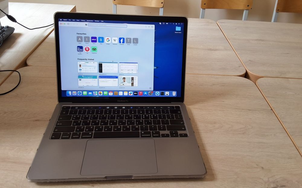 MacBook Pro. ***