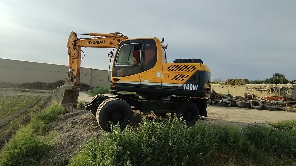 Hyundai 140 ekskavator