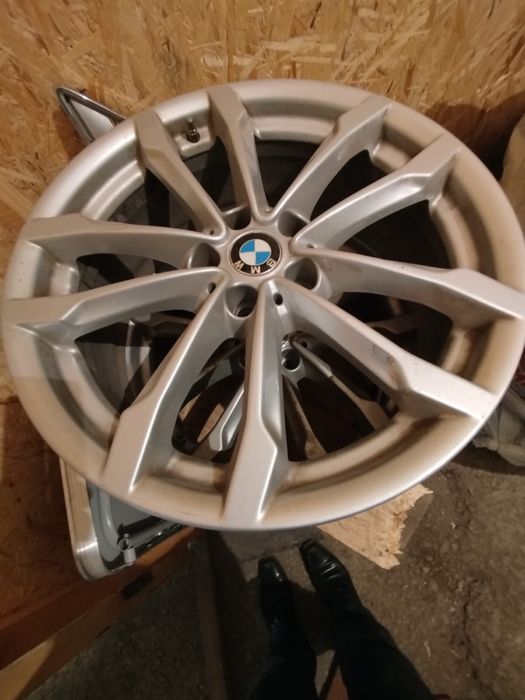 Продам Диски на BMW