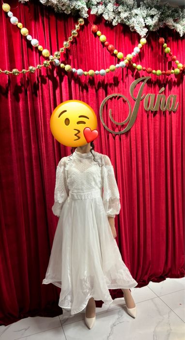 Прокат очень красивая  белая платье