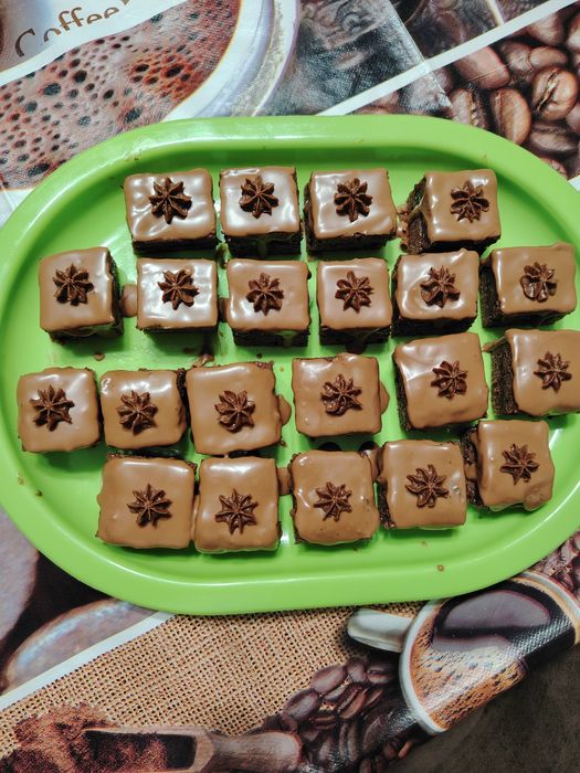 Prăjituri de casă artizanale