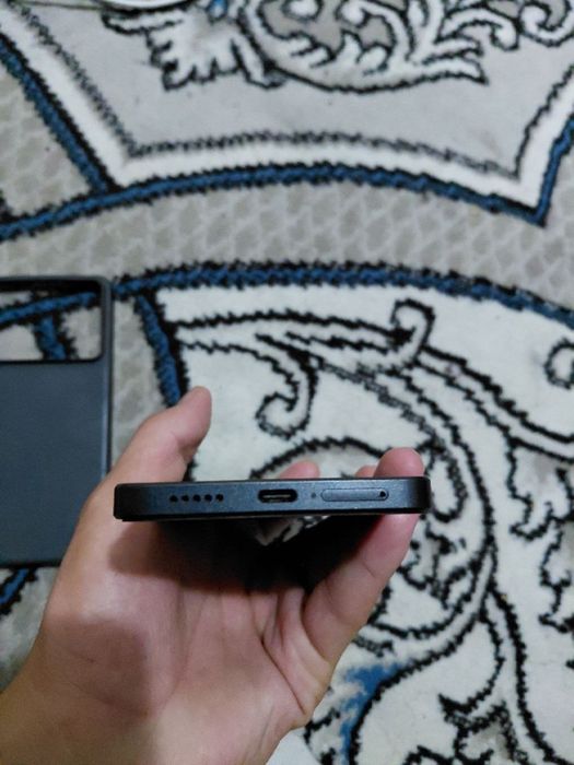 Poco X6 5g 12/512 gb  Holati yangi karobka dokument