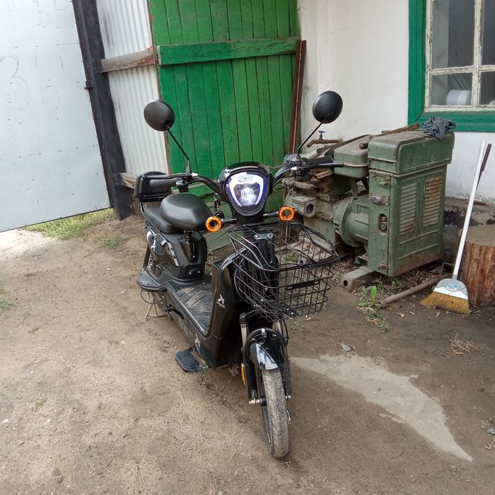 Продам мопед AMANAT X5