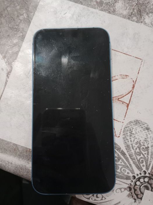 iPhone 13  128GB