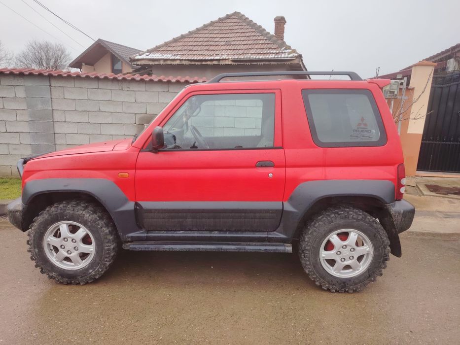 Mitsubishi pajero junior