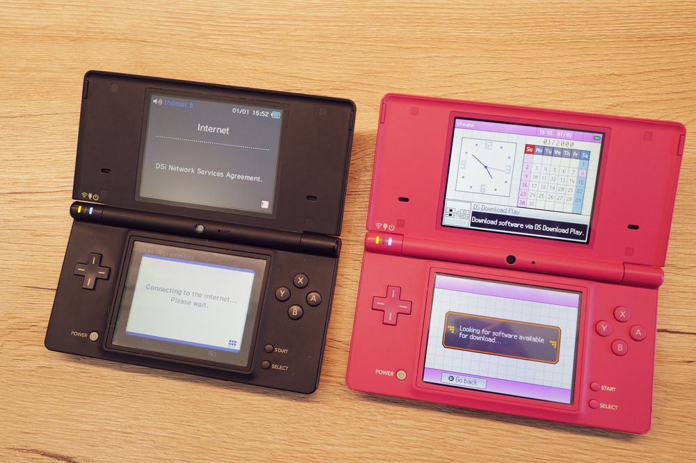 Consola Nintendo DS i Black portabila stare perfecta estetica