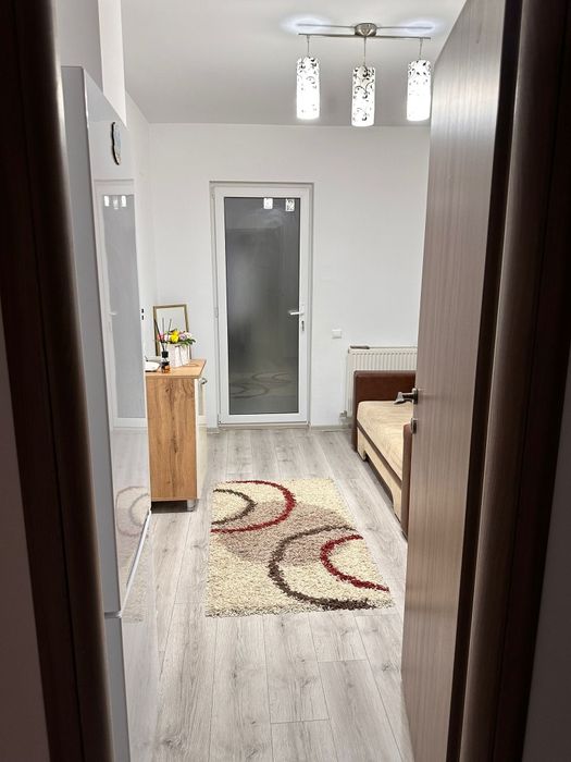 Vand apartament 2 camere transformat in 3 camere