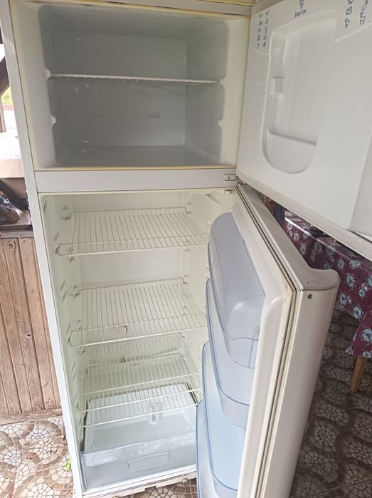 Frigider indesit