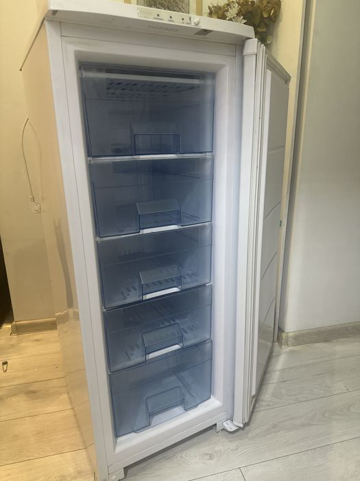 Морозильная камера, б/у, продаю