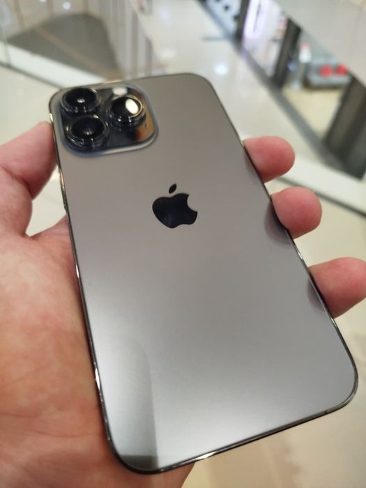 Айфон 13 про.