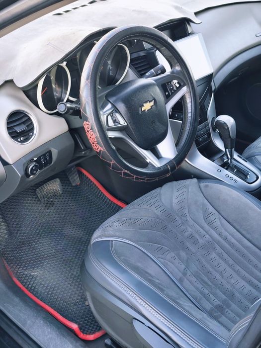 Срочно продам Chevrolet Cruze