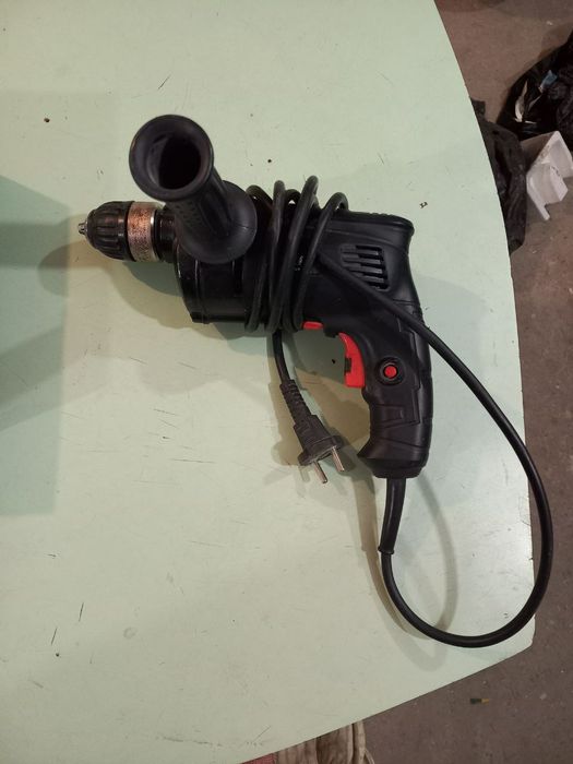 Продаются недорого электроинструменты