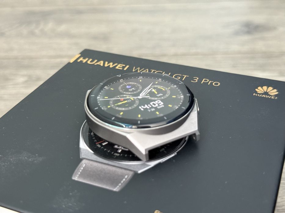 Huawei Watch GT 3 PRO, Leather Strap, Gray.