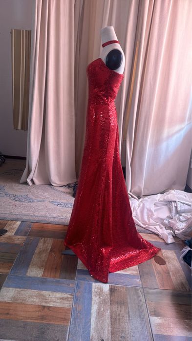 Трио платье продам новый