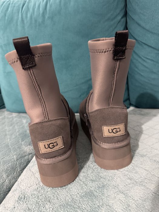 Зимни ботуши UGG