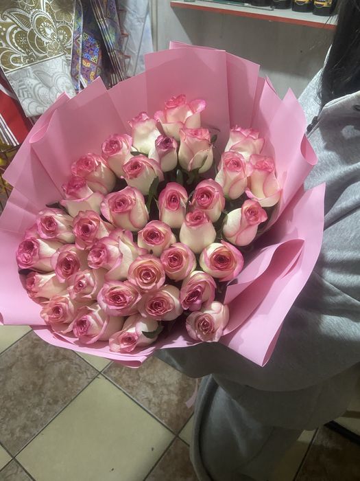 33штук роза гул бар